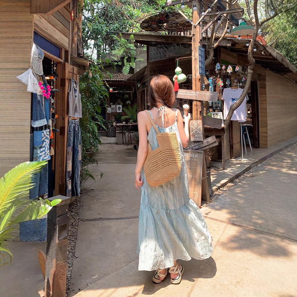 Women's Summer 2024 French Casual Mid-Length Halterneck Sling Dress