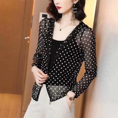 Giacca a Maglia Coreana Estiva con Cappuccio a Pois Protezione Solare - Taglie Forti per Donne di Mezza Età e Anziane