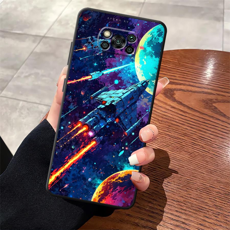

Мультяшный ретро-чехол-космический корабль для Xiaomi Poco F8 X3 X4 X5 X7 Pro C50 F1 C61 M3 M4 M7 Pro C75 F3 C71 M5 Funda Чехол для телефона Poco C71