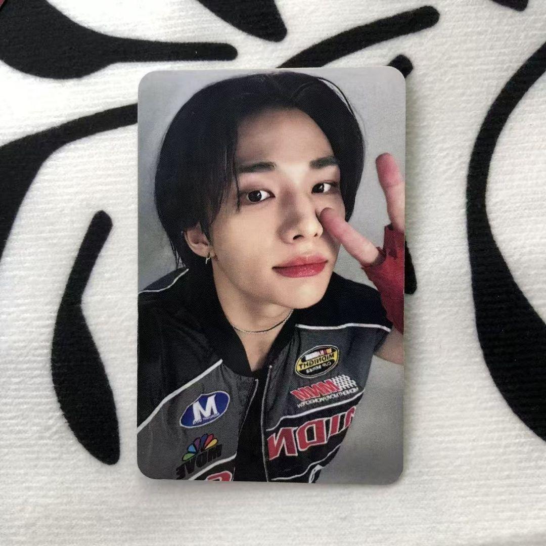 

[USED] StrayKids SKZ Hyunjin RakuSTAR 2nd week Sanok trading card