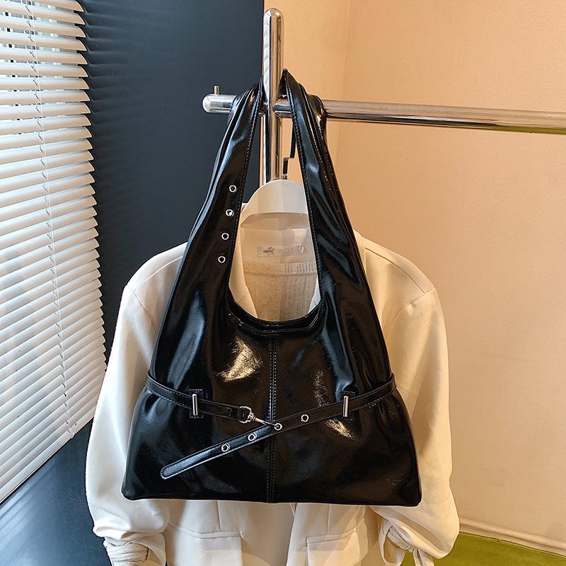 

Large capacity tote bag women s bag new summer casual versatile retro fashion underarm bag чёрный