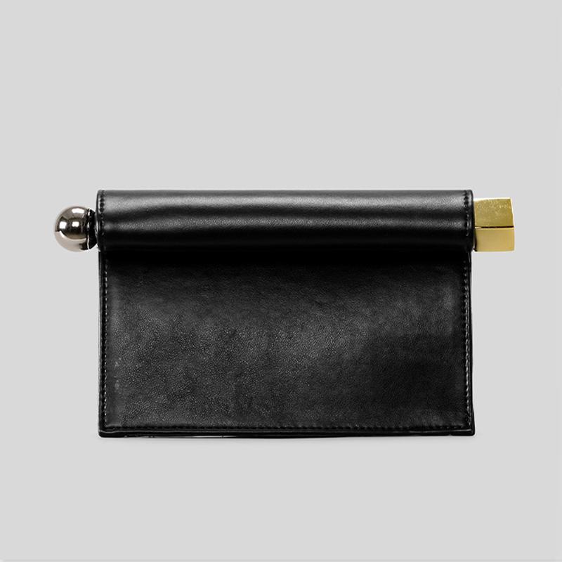 Luxusní designová kabelka pro ženy Nová módní taštička na párty s kovovými ozdobami Taška na ples pro dámy Crossbody taška