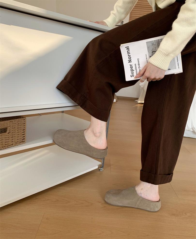 Soft bottom baotou half slippers women's 2025 new autumn meat girls versatile thick bottom beautiful sandals