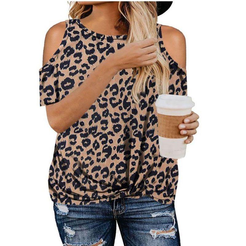 Elegante T-shirt da Donna con Stampa Leopardata e Design Cold Shoulder Perfetta per l'Estate