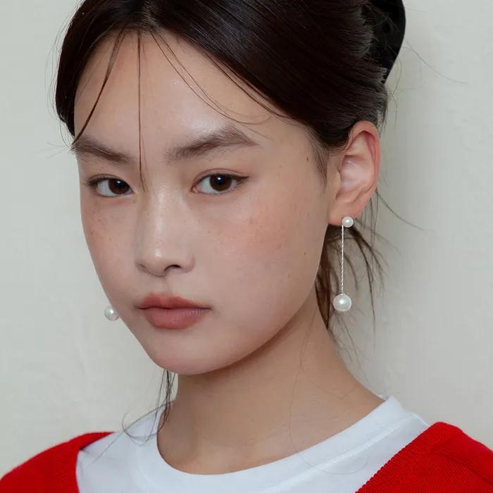 Pearl Swing Drop Earring