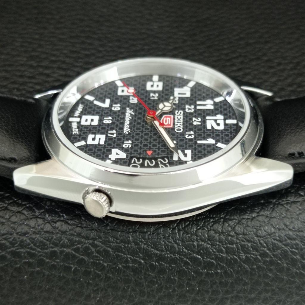 AUTOMATIC VINTAGE REFURBISHED SEIKO 5 JAPAN MENS BLACK DIAL WATCH a445511-1