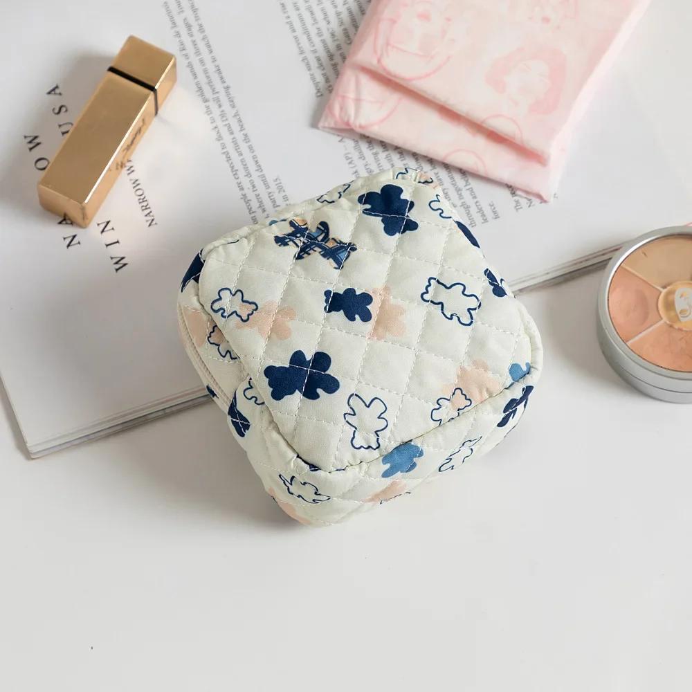 Trendy Korean Makeup Bag for Women Small Cosmetics Organizer Cartoon Cute Coin Purse Fabric Key Lipstick Bag Sanitary Pad Pouch