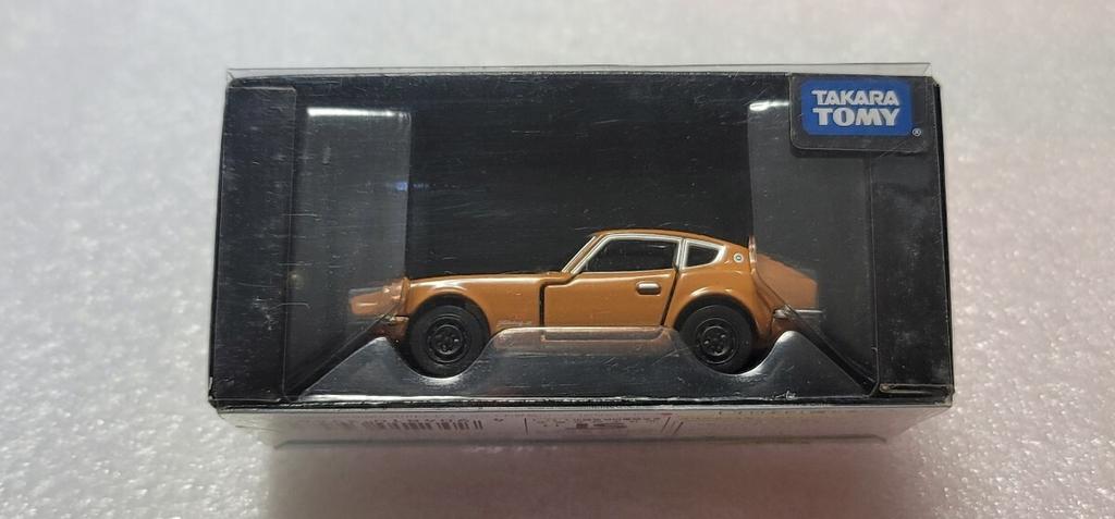 Tomica Fairlady Z Z432 Diecast Car