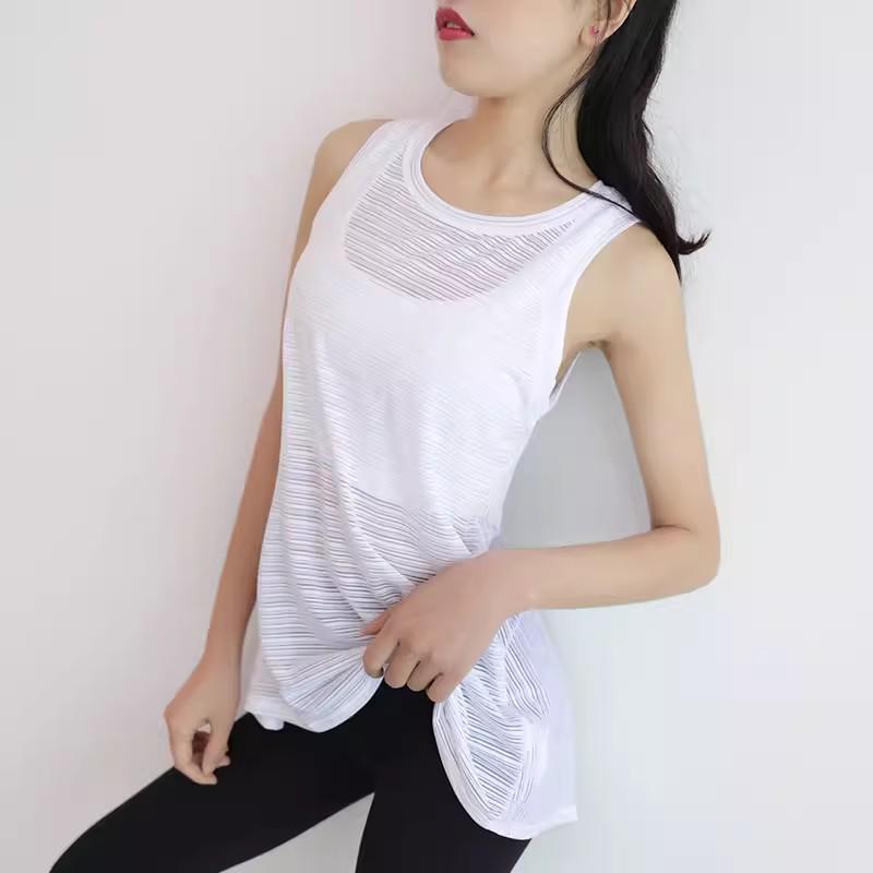 Women's Summer Mesh Sports Blouse: Lightweight, Breathable, Quick-Dry Sleeveless Yoga & Running Vest