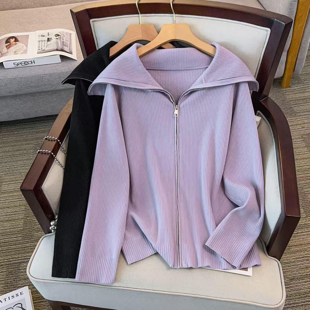 Plus Size Women's Loose Lapel Sweater, Bust 150/160, Knit 350-8080