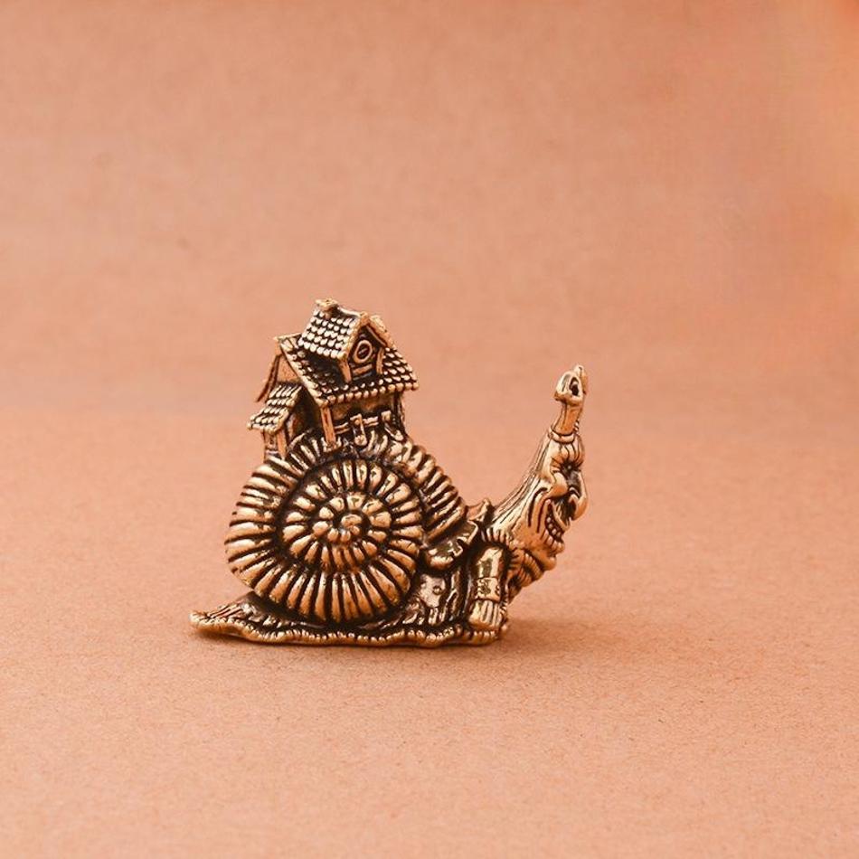Small Ornaments Tea Pet Ceremony Copper Simulation Animal Figurines Miniatures Toys Hip Hop Exaggerate Solid Brass Snail House