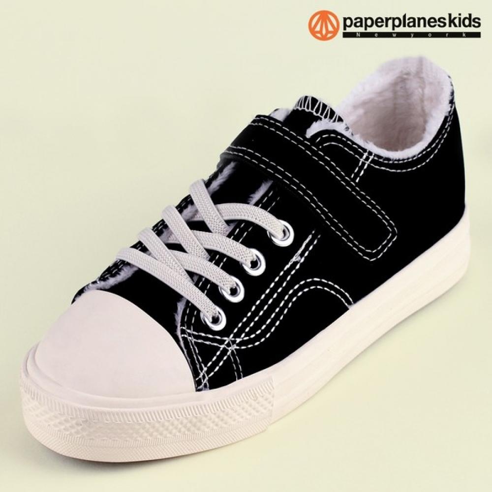 

[paper Plane Kids] Kids Fur Sneakers Slip On Winter Shoes blacks/230