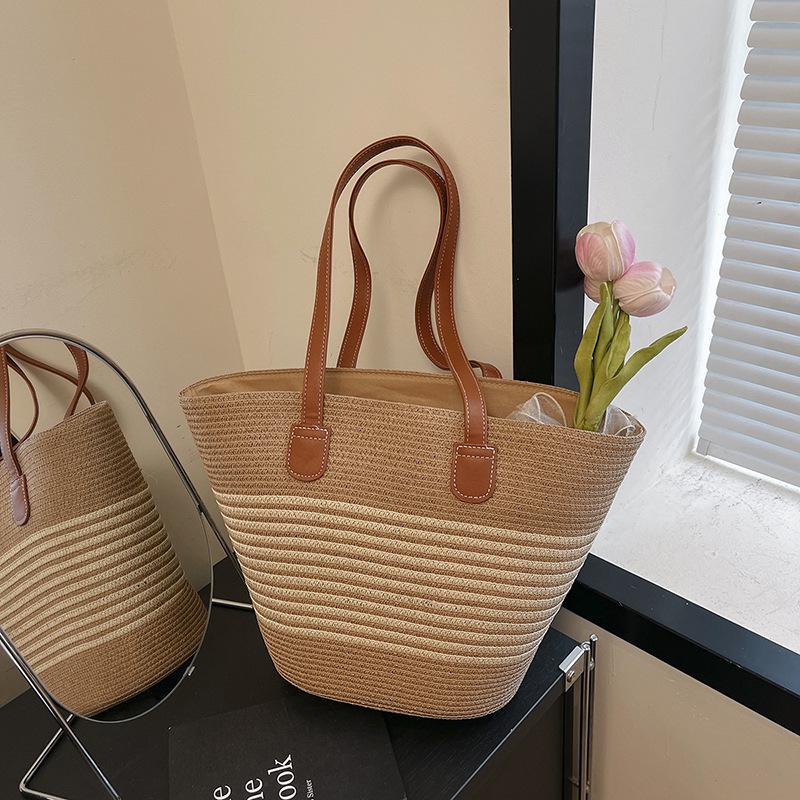 Large capacity woven bag women's new fashion shoulder bag high-end casual tote bag