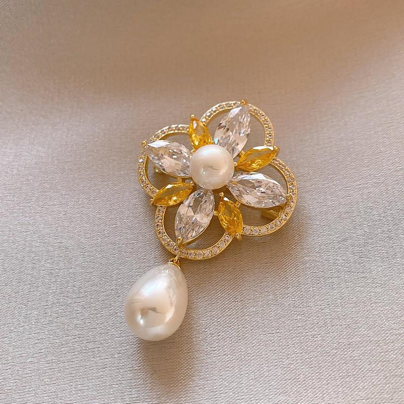 Flower Water Drop Pearl Brooch Autumn And Winter Coat Accessories Anti-Light Artifact Brooch Pin Fixed Clothes