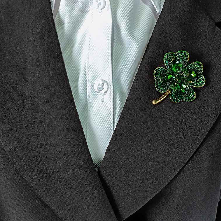 1PC módne brošne so zirkónom ďatelina pre ženy Zelená farba brošňa Pin Lady Jewelry Gift