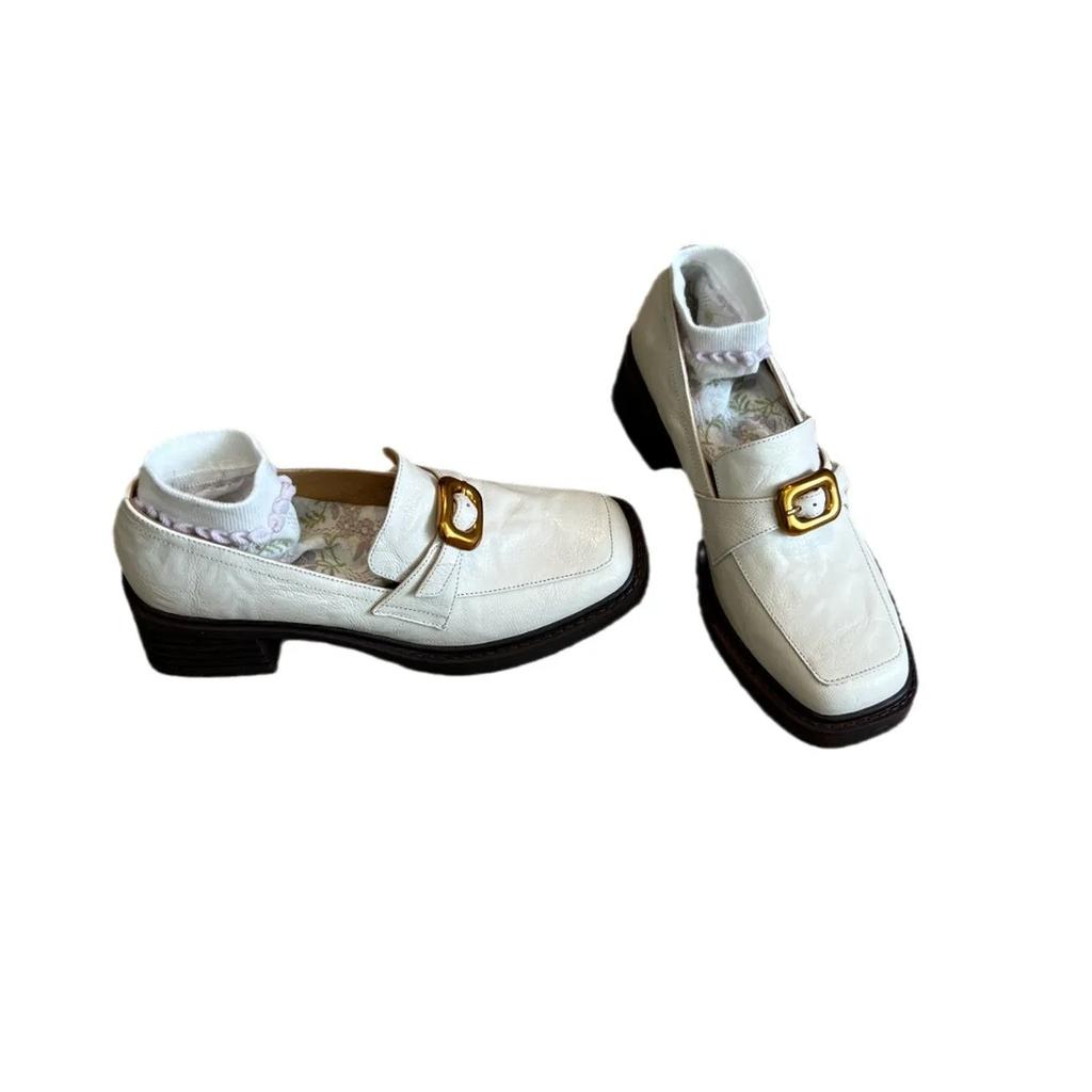 Fashion French Retro High-heeled Loafers for Women Simple Thick Heel Metal Buckle Shallow Mouth Single Shoe Heels Women Zaptos Mujer