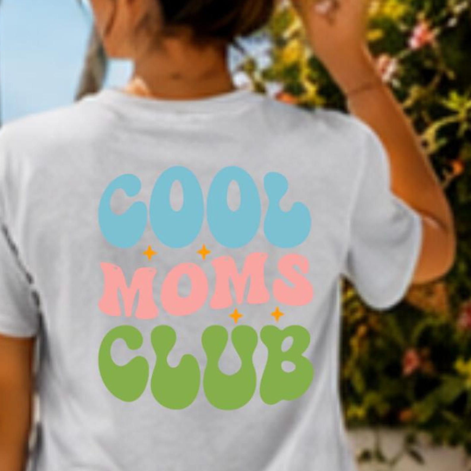 Cool Moms Club T-Shirt, Floral Mom Shirt, Trendy Mama Tee, Mother s Day Gift, Cute Mom Graphic Tee, Mom Life Shirt3 L