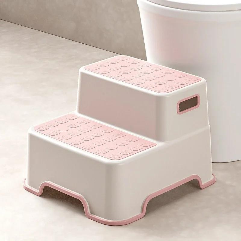 

Auxiliary Toilet Chair Portable Toilet Chair Anti Slip Toilet Seat Bathroom Squat Toilet Chair Multifunctional and Simple Chair