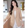 Leichter Blazer für Damen mit Puffärmeln und Dreiviertelärmel