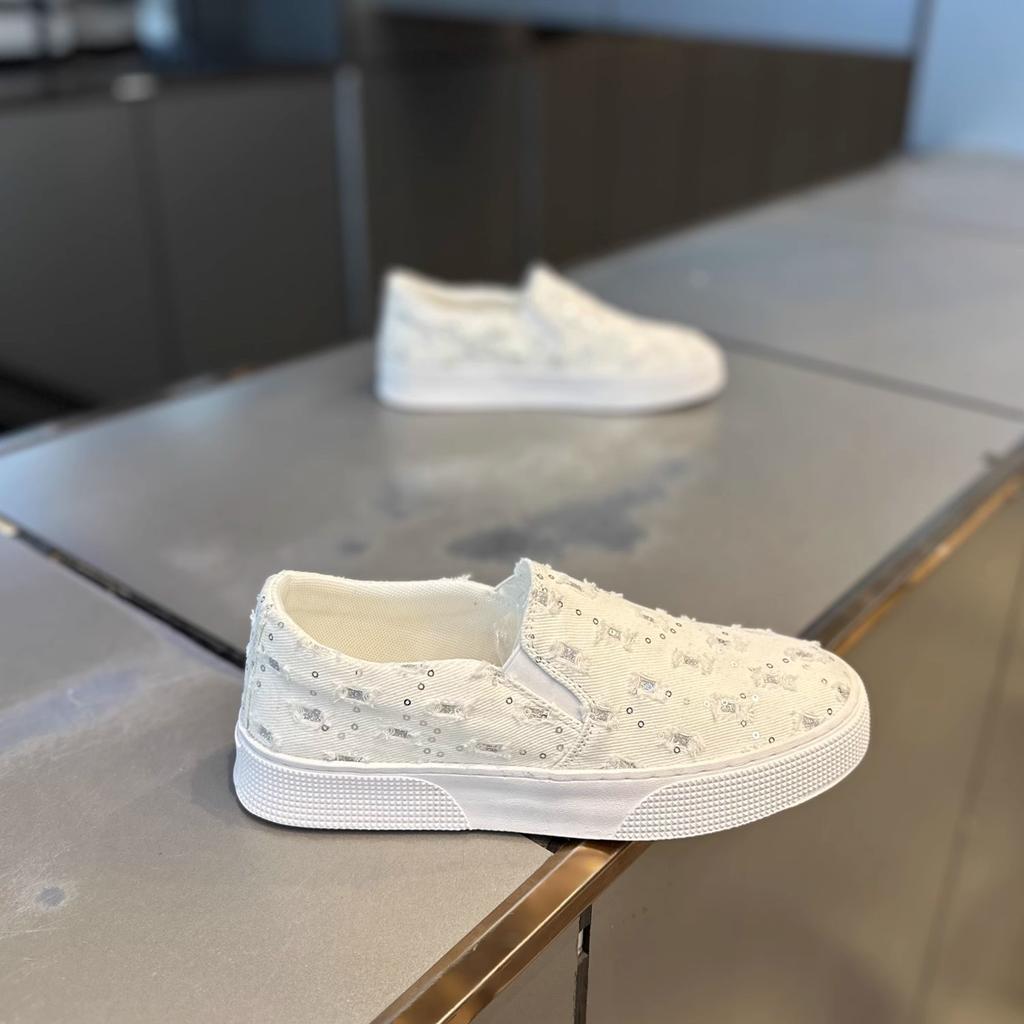 Men's shoes spring and summer men's shoes fashion versatile soft sole comfortable men's breathable board shoes