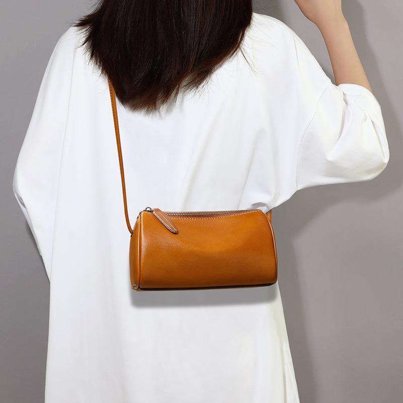 2025 New Women's Bag Crossbody Bag Genuine Leather Pillow Bag Trendy Fashion Shoulder Bag