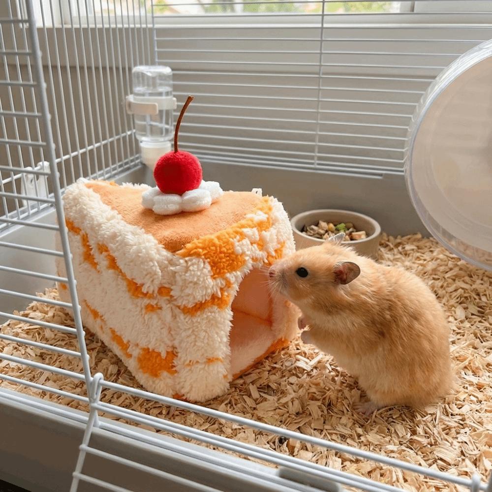 Thickened Simulated Cake Hamster Nest Warm Plush Pet Bed Small Pet Sleeping House Cold Weather