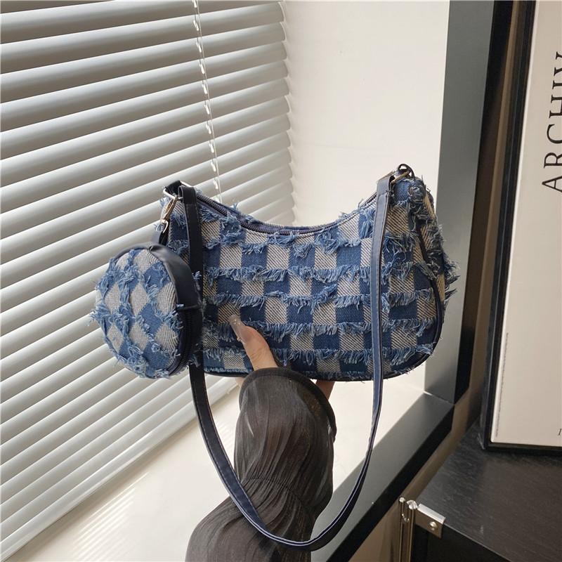 Korean Version of the Ladies Commuter Handbag -Retro Soft Durable Fashion Shoulder Crossbody Bag Casual Fashion Chic Senior Sense Bucket Bag