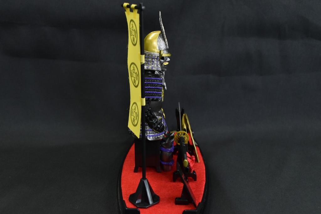 Meister Japan Rüstungs-Serie A Nobunaga Oda Samurai-Rüstung Figur Ausstellungsmodell