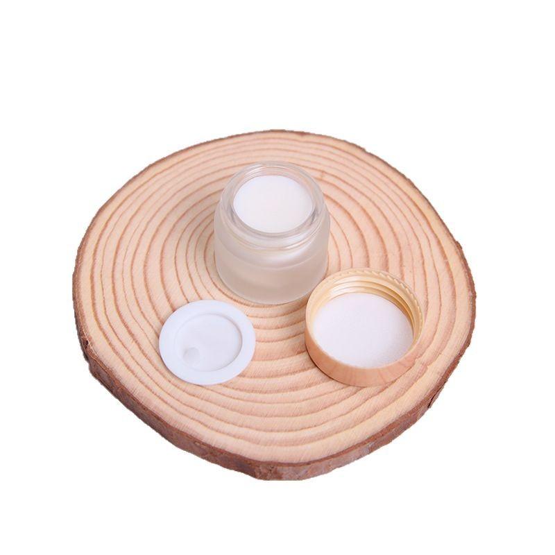 

Низкотемпературная свеча Деревянная крышка Крем-флакон Матовый крем-флакон Портативная 20 г Низкотемпературная соевая свеча с ароматом