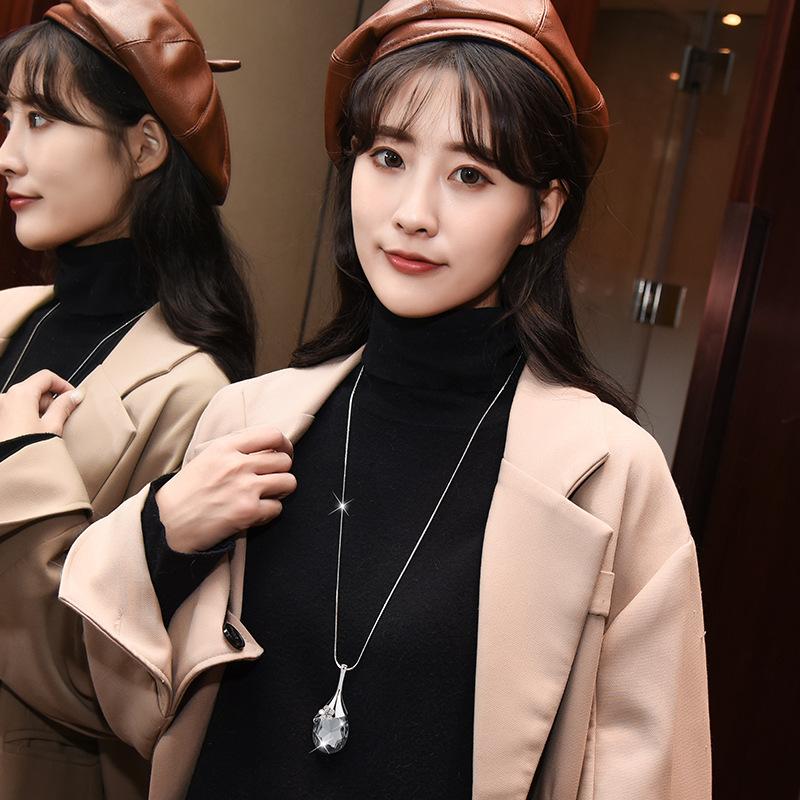 2021 Fashion Alluring City Water Drop Love Crystal Temperament Pendant Versatile Accessories Sweater Chain Long Necklace Women