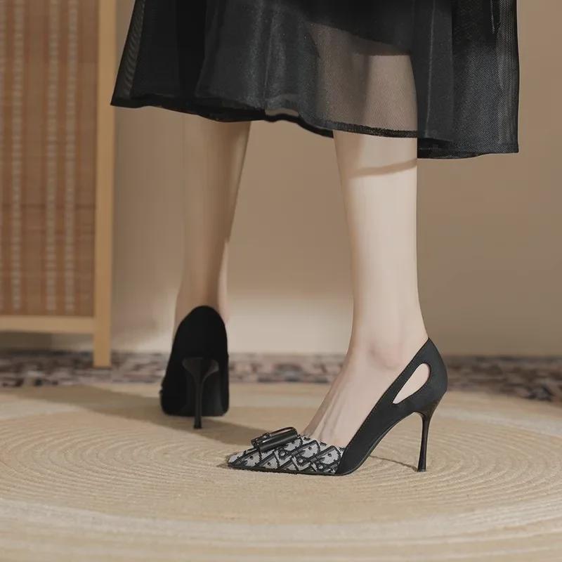 2024 Novos Sapatos de Salto Stiletto de Bico Fino e Boca Baixa Femininos - Moda Elegante e Versátil para Socialites