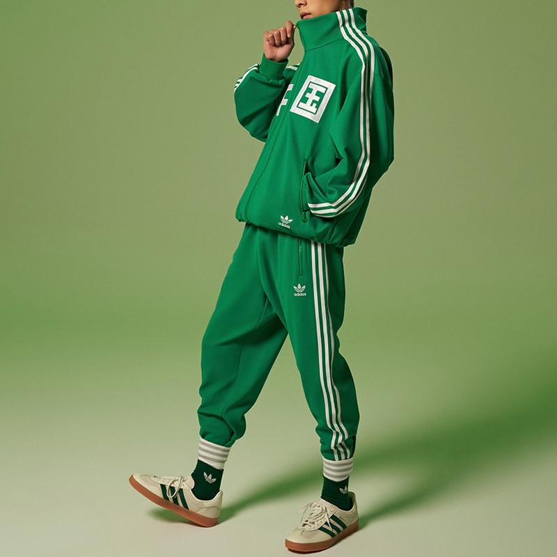 Adidas Originální trefoilový potisk Tříbarevný pruh Stojáček Dlouhý rukáv Tepláková bunda Unisex Top Zelená IT4483