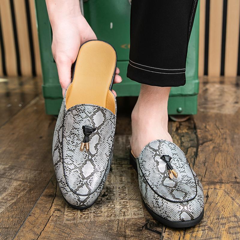 Fashion Designer New Men's Half Slippers Loafers Casual Charm Snake Pattern Leather Mules Moccasins Breathable Driving Shoes