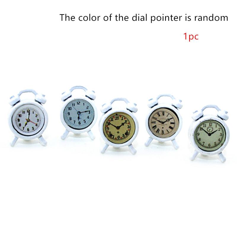 1Pc 1:12 Mini Small Alarm Clock Creative Quartz Round Alarm Clock Portable Miniature Dollhouse Mini Home Decoration Toys Gift