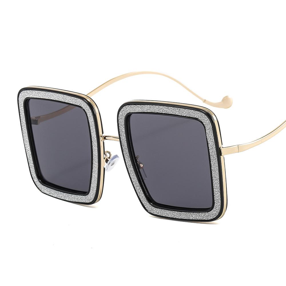 New Women Eyewear Trendy Sunglasses Large Square Sunglasses Personalized Glasses Retro Designer Fashion Sunglasses