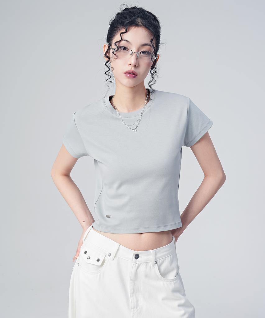AVANDRESS Elin Matte Round Neck T-Shirt_4 Colors
