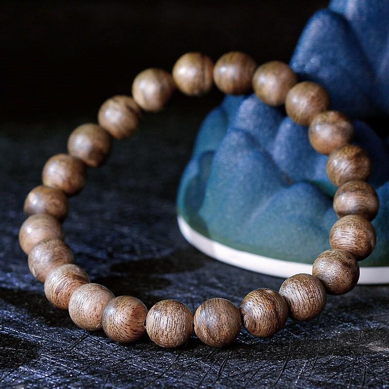 Essential for Agarwood Lovers: Hainan Green Kyara Agarwood Bracelet with 6mm Beads, 29 Count, Retro Style, Authentic Single Strand.
