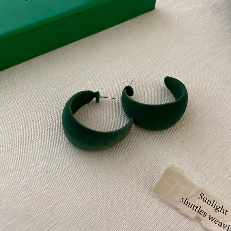 Silver Needle Green Acrylic Earrings Exaggerated Design Stud Earrings Personalized Light Luxury High-end Earrings