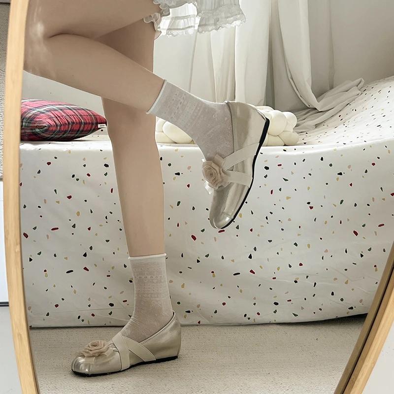 Spring Flower Women Flats Shoes Round Toe Ladies Casual Ballet Style Shoes Eelgant Leather Shoes