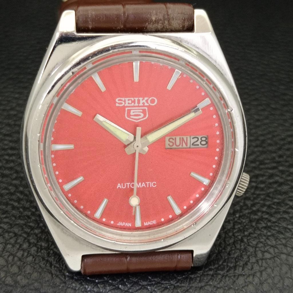 JAPAN 7019A VINTAGE SEIKO 5 AUTOMATIC MENS RED COLOR DIAL WATCH A701325-5 R206a-a701325