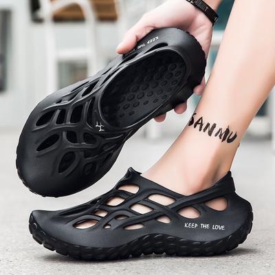 Weichsohlige Lochschuhe Herren Trend Oberbekleidung Rutschfeste Strandsandalen Hohl Atmungsaktiv Zehentrenner