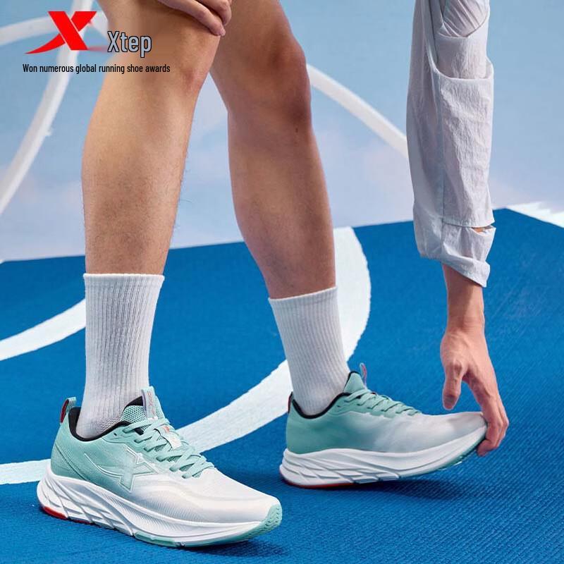 XTEP Men s Commuter Casual Sneakers 39