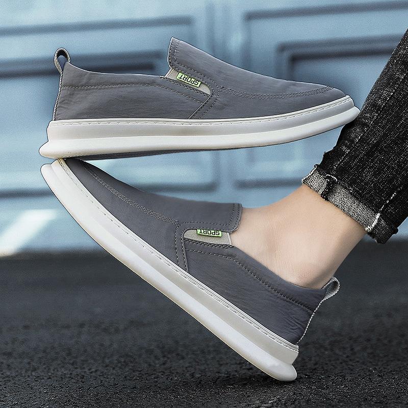 Fashion Men's Casual Shoes Breathable Loafers Slip On Canvas Shoes Comfort Walking Shoes Lightweight Lazy Driving Shoes Sneakers