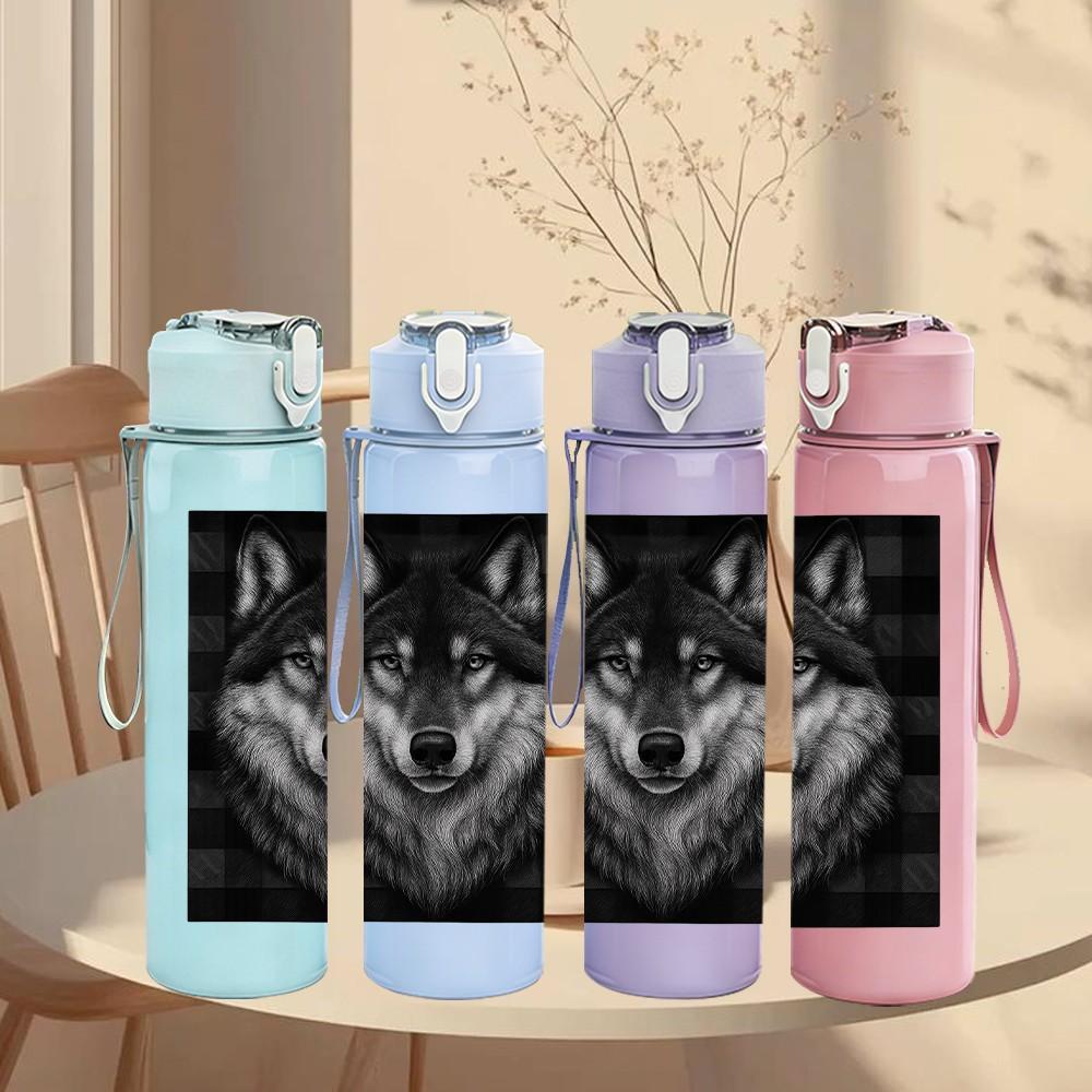 1PC Dark Wolf Head Realistic 750ml Color Plastic Sports Water Bottle Leakproof Flip Straw Lid Suitable for Sports Office Home Use
