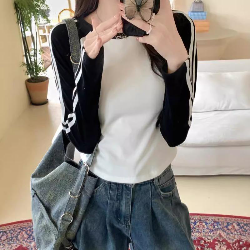Real shot short shoulder-plugged long-sleeved T-shirt for women's autumn slim-fitting and thin splicing contrasting striped top