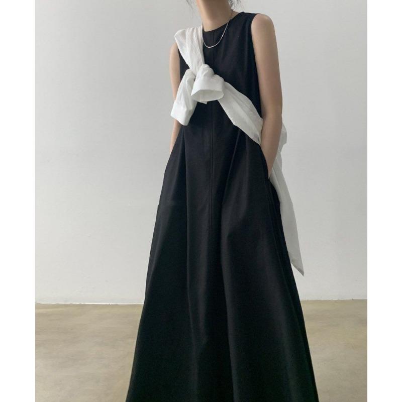 Women Summer Vintage Cotton and Linen Long Tank Dress Sleeveless Loose Waist Large Hem Round Collar Midi Sundress