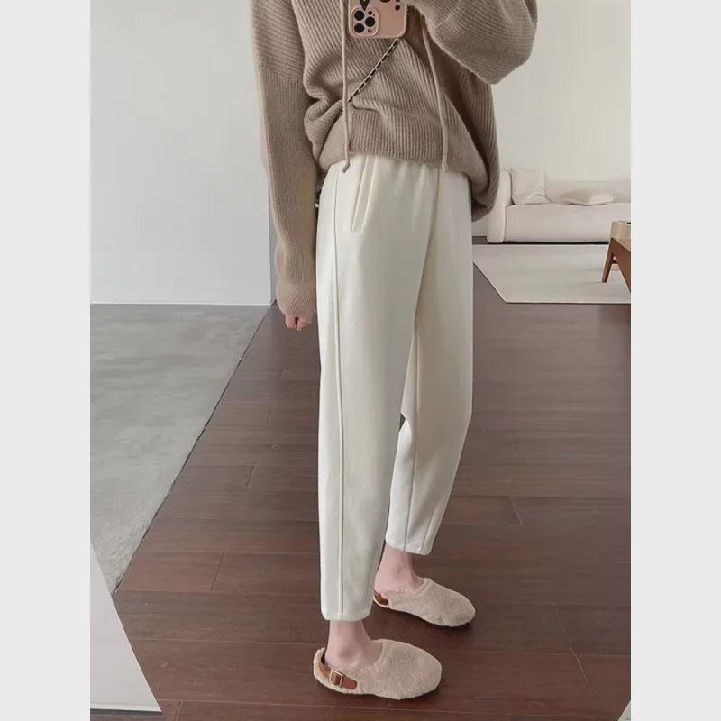 Beige High-Waist Slim Carrot Pants for Women - Autumn/Winter 2025 Collection