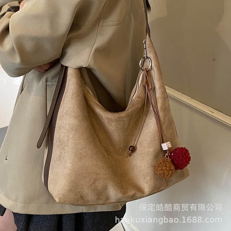 Suede bag large-capacity women's bag 2025 new high-end atmospheric shoulder messenger bag commuter versatile tote bag