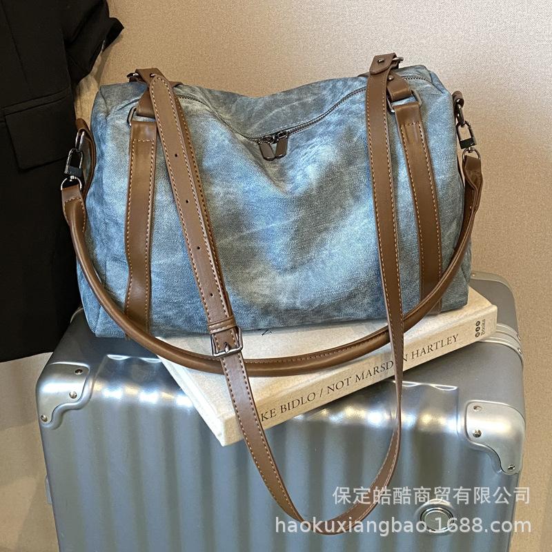 Retro bag women's large capacity 2025 new autumn and winter versatile shoulder messenger bag casual commuter underarm pillow bag