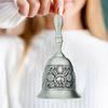 Yousheng Kobberlegering Håndklokke Retro Udskåret Håndklokke med Skridsikkert Håndtag Multifunktionel Håndklokke til Klasseværelse Bryllup Ældre Sengebord